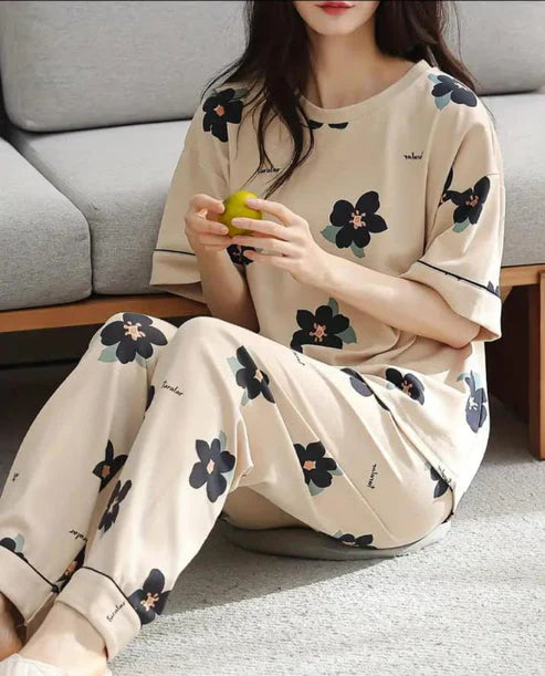 Brown All Over Black BIG Flowers Printed Nightwear