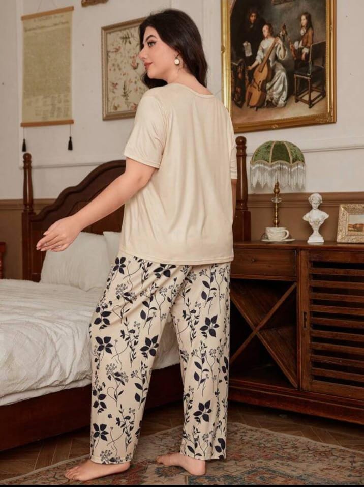CREAM LEAVES PRINTED NIGHTWEAR